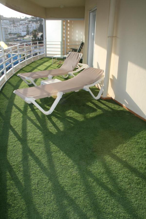 Apartamento En Primera Linea/Beachfront Apartment Fuengirola Dış mekan fotoğraf