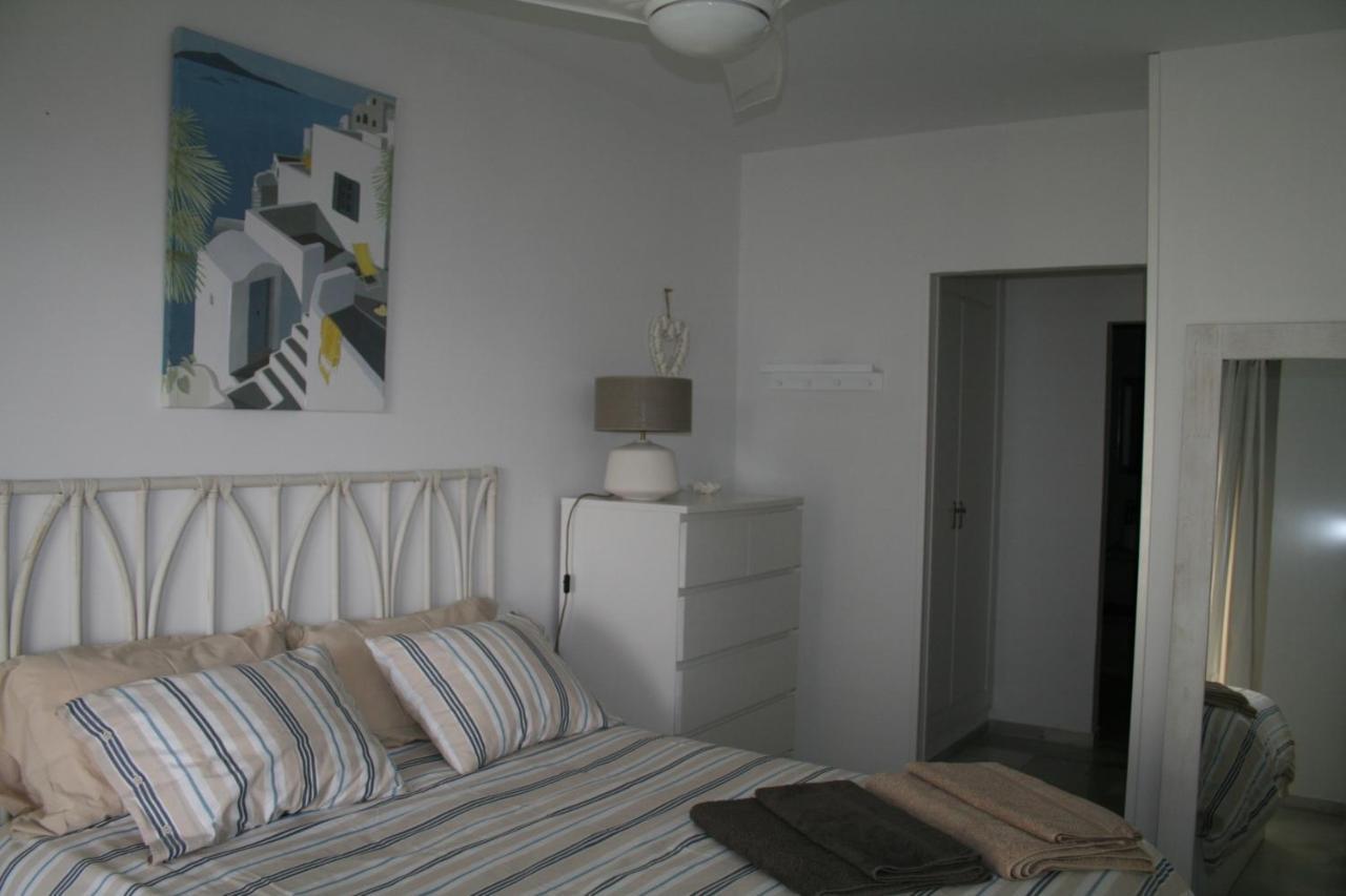 Apartamento En Primera Linea/Beachfront Apartment Fuengirola Dış mekan fotoğraf