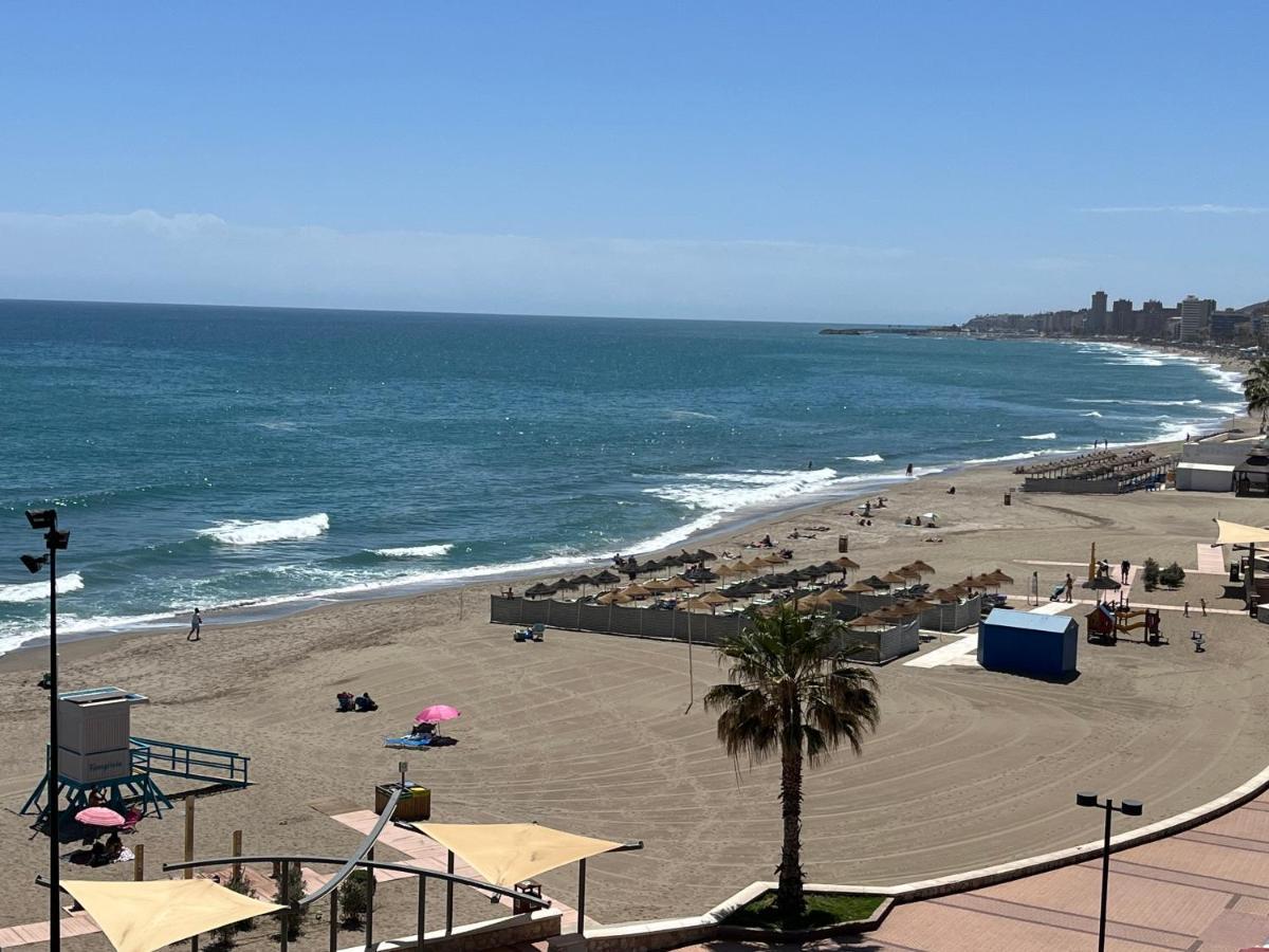 Apartamento En Primera Linea/Beachfront Apartment Fuengirola Dış mekan fotoğraf