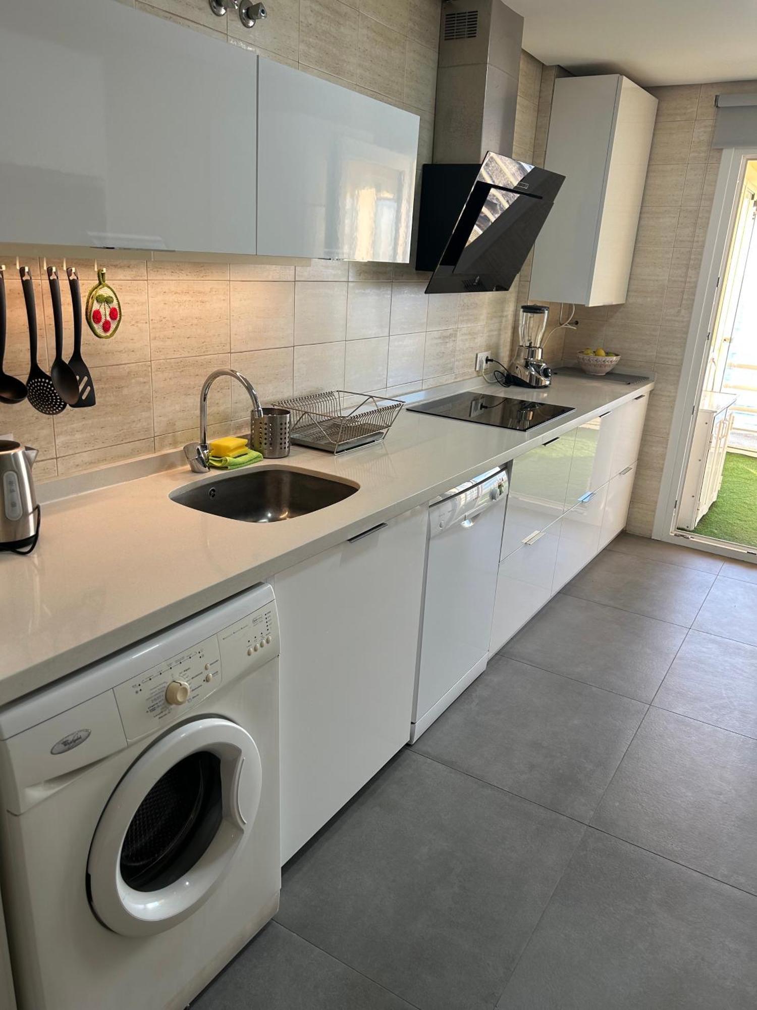 Apartamento En Primera Linea/Beachfront Apartment Fuengirola Dış mekan fotoğraf