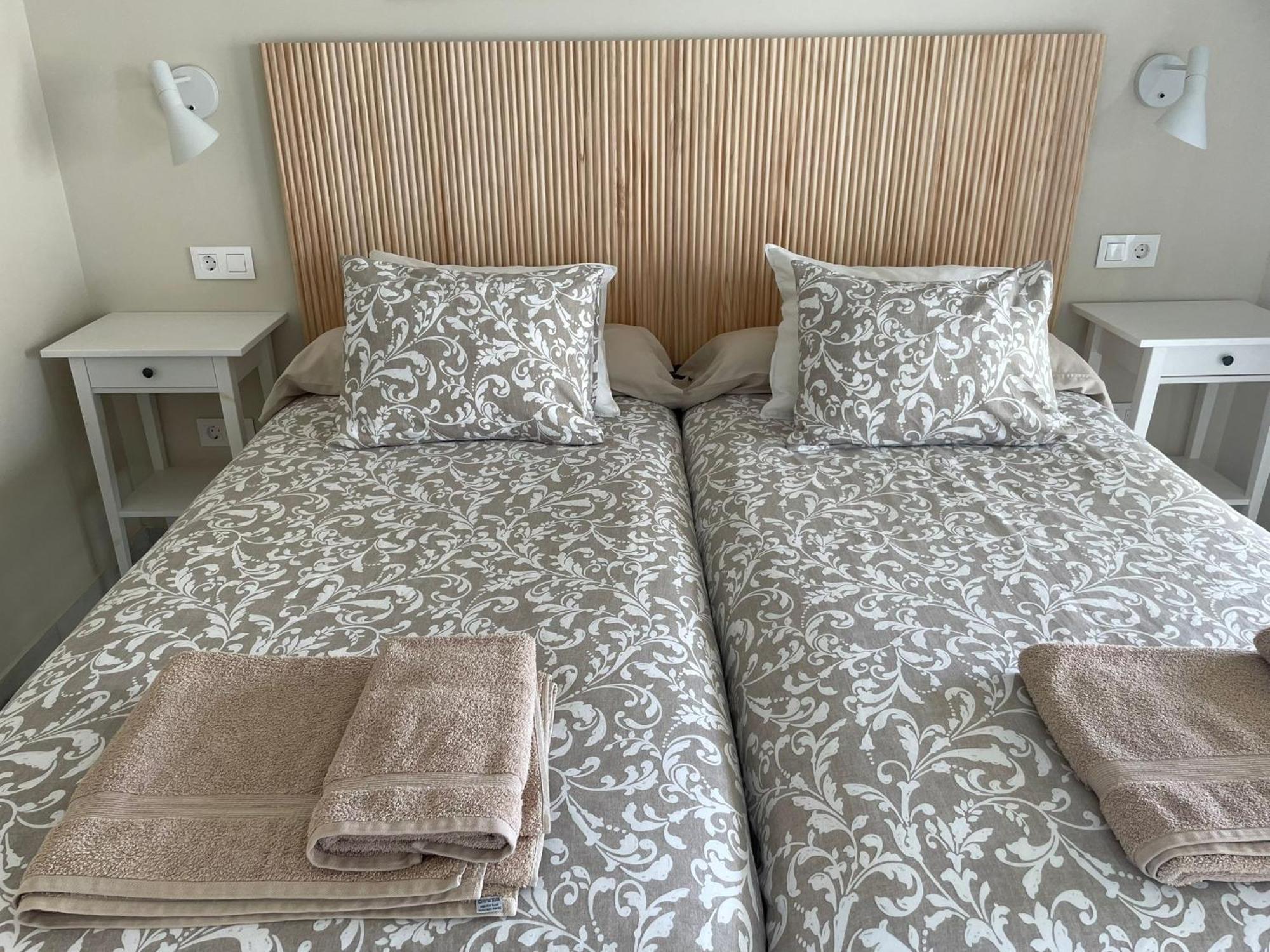 Apartamento En Primera Linea/Beachfront Apartment Fuengirola Dış mekan fotoğraf